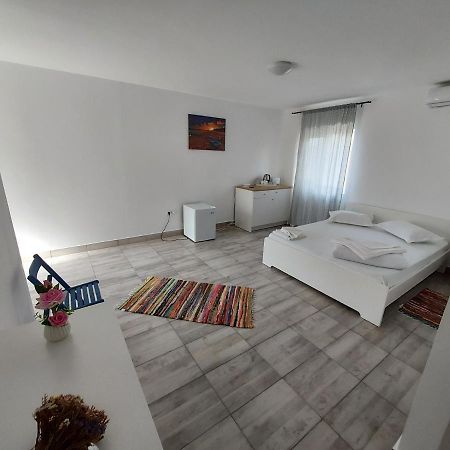 Casa Dada Aparthotel Două Mai Exterior foto